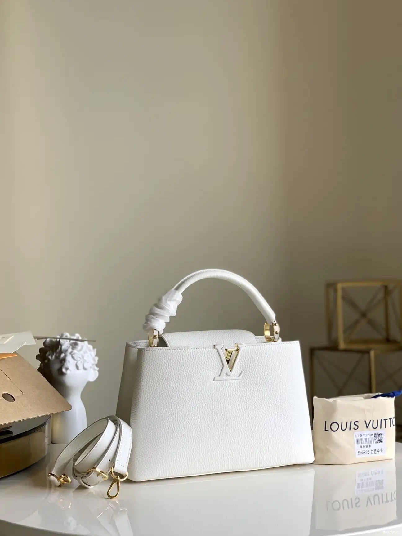 VUITTON PM CAPUCINES LOUIS 0617